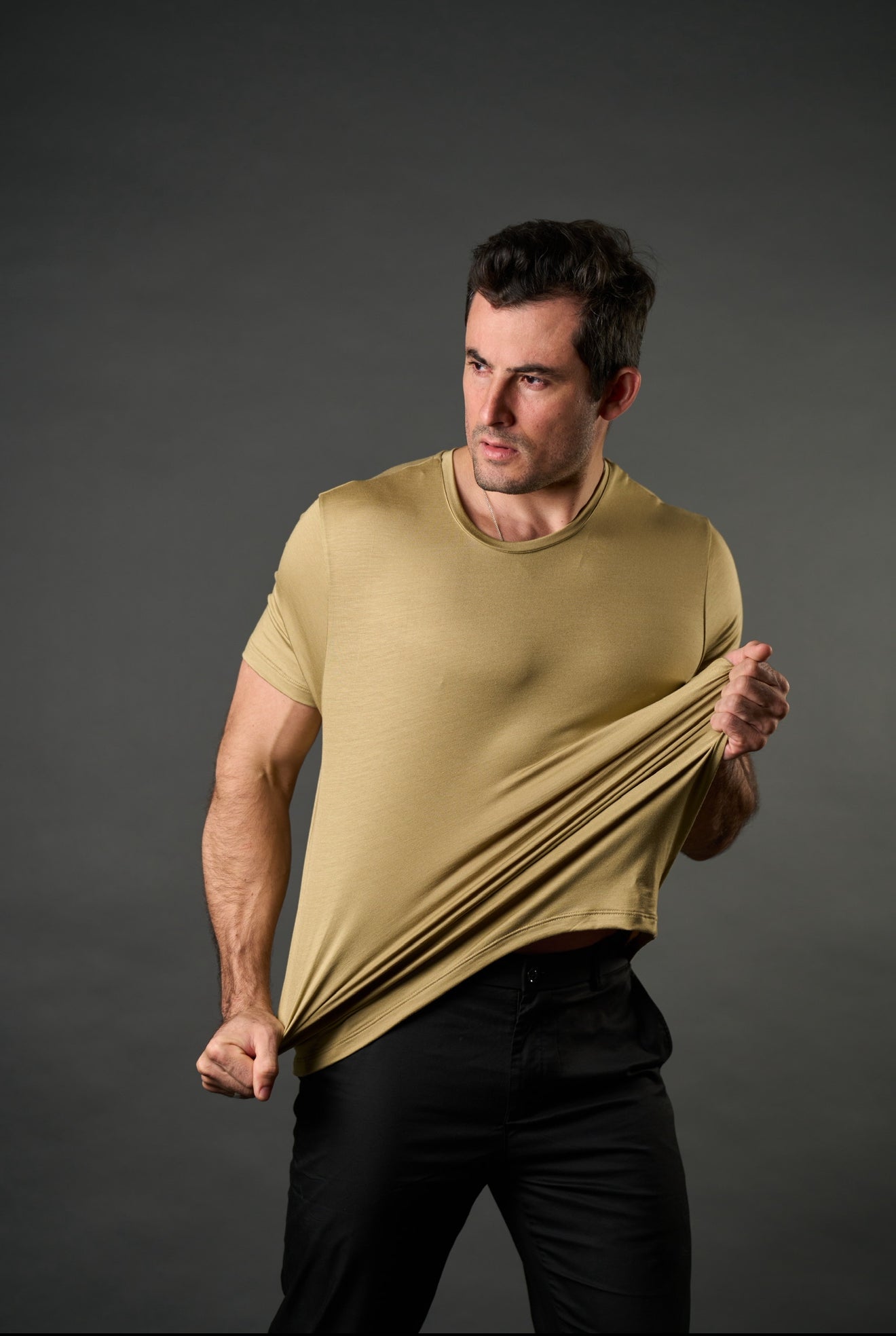Camiseta Básica Tech + Frete Grátis