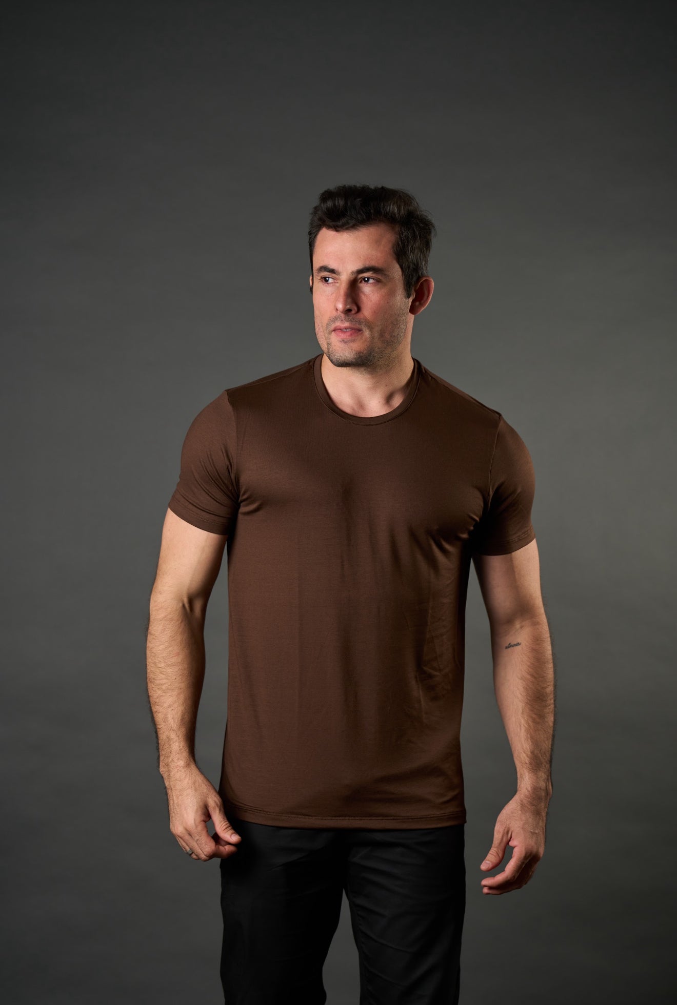 Camiseta Básica Tech + Frete Grátis